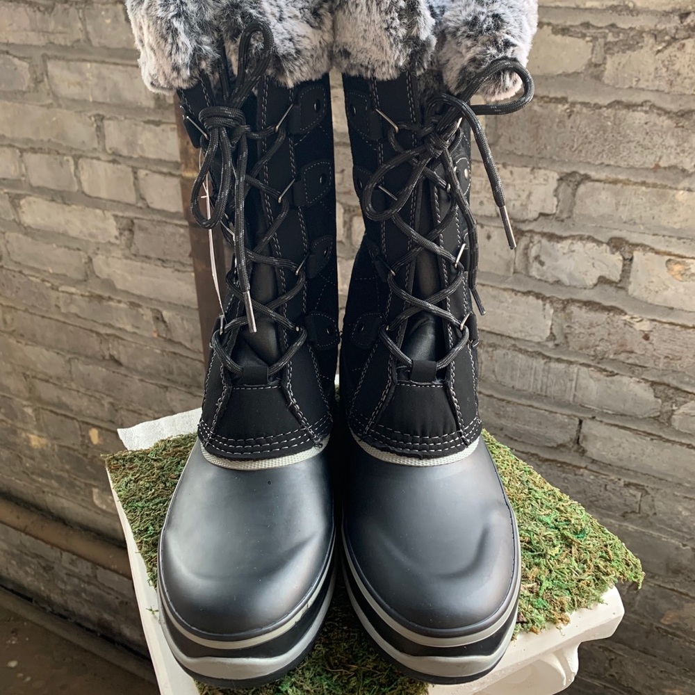 NIB Khombu Ellie Leather Winter Boot Black - Picture 6 of 8